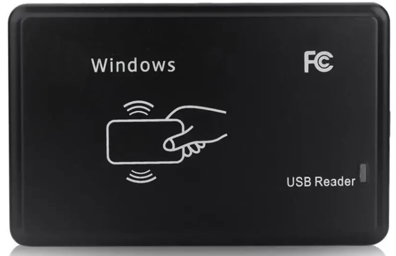 Pembaca RFID/NFC eksternal